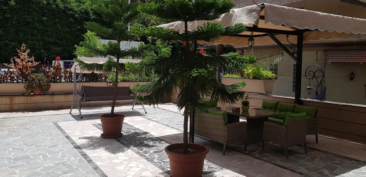 Vista Del Mar Hotel Jounieh Kültér fotó