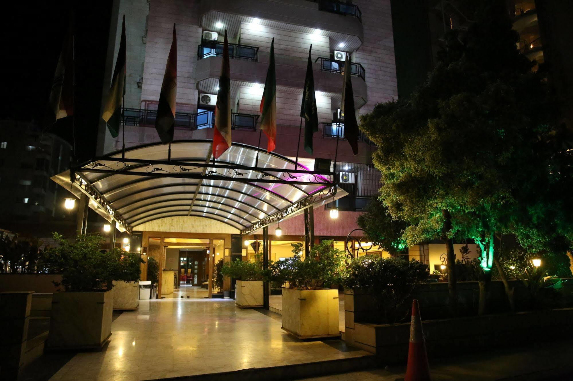 Vista Del Mar Hotel Jounieh Kültér fotó